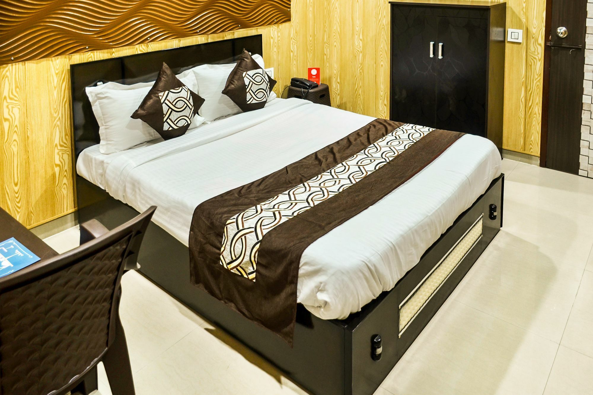 Oyo 8105 Royale Guest House Лудхіяна Екстер'єр фото